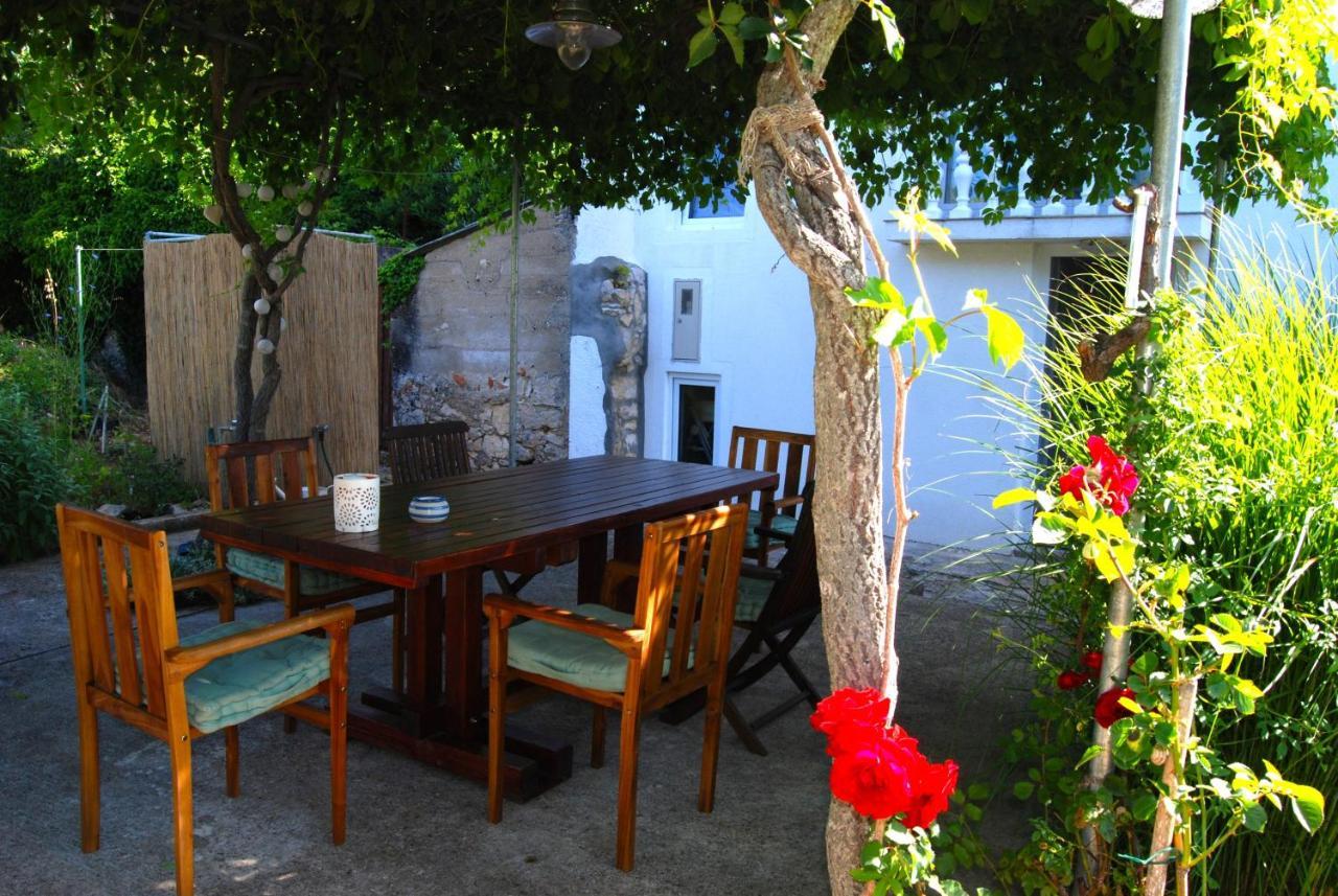 Rustic Holiday Home Miketa Lukoran Esterno foto