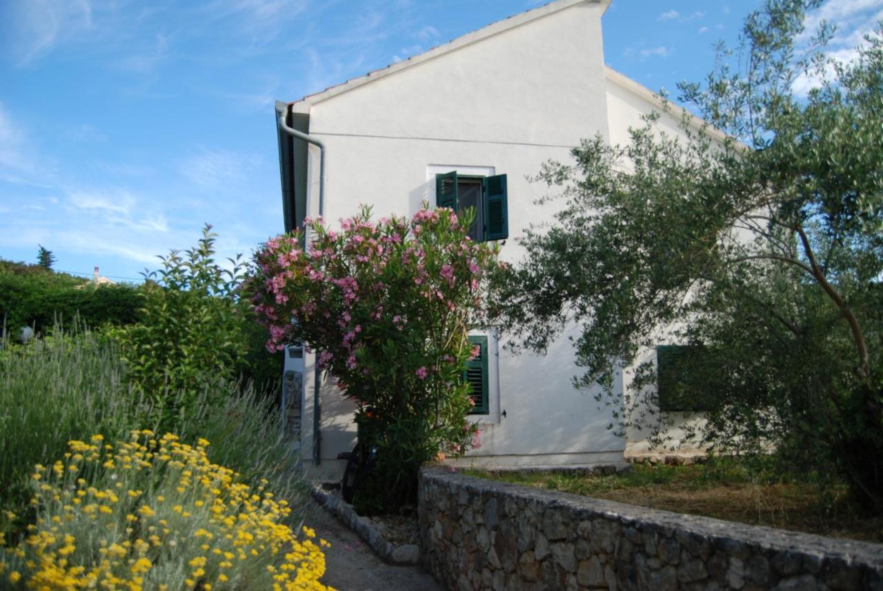 Rustic Holiday Home Miketa Lukoran Esterno foto